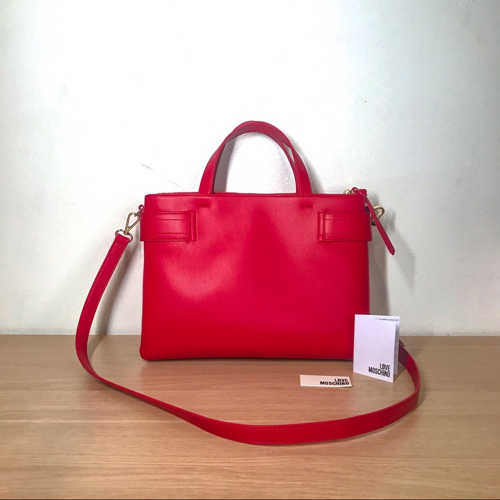 LOVE MOSCHINO NWT Red Handbag with Heart Chain - Picture 5 of 15